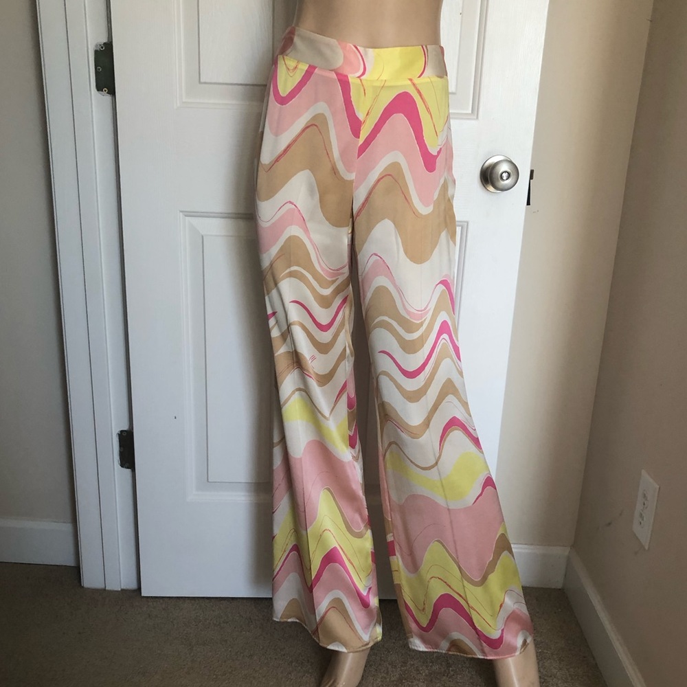 SOLD  NWT Missoni Italian silk Pants 8